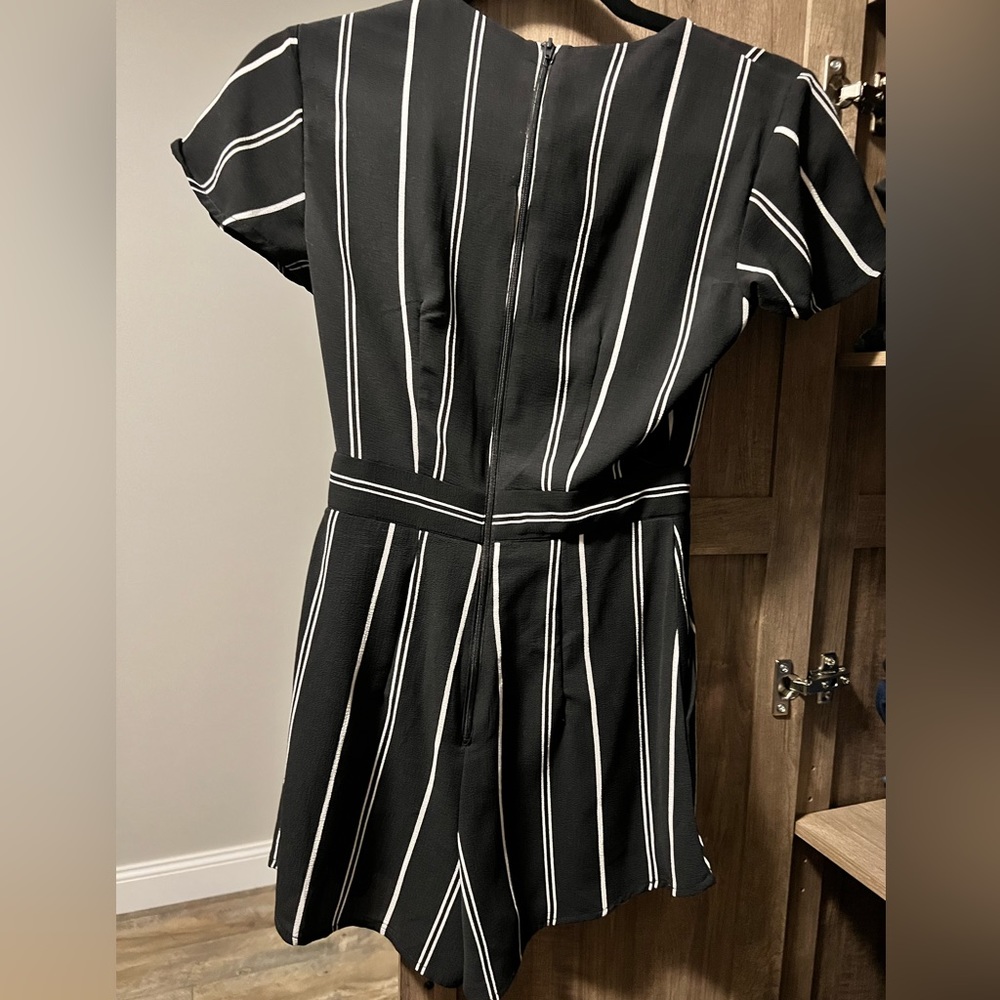 Romper - Picture 3 of 3